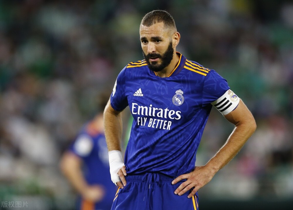 哥伦比亚逆转丹麦,库尔图瓦关键制胜 哥伦比亚逆转丹麦,库尔图瓦关键制胜