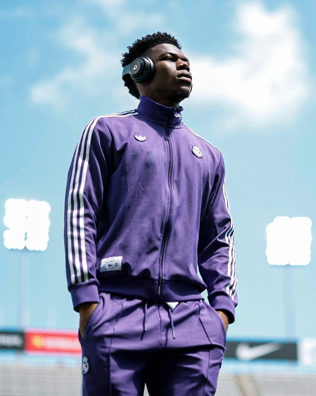 国际米兰险胜莱比锡红牛，楚阿梅尼刷新纪录