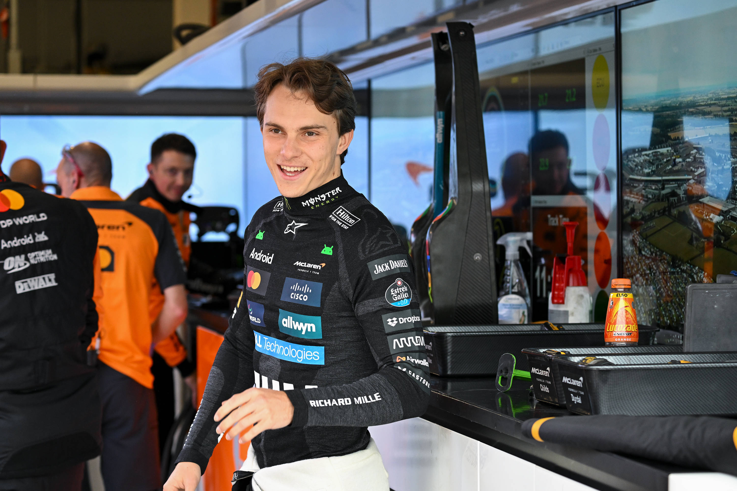 索伯车队绝杀威廉姆斯，皮亚斯特里高光表现