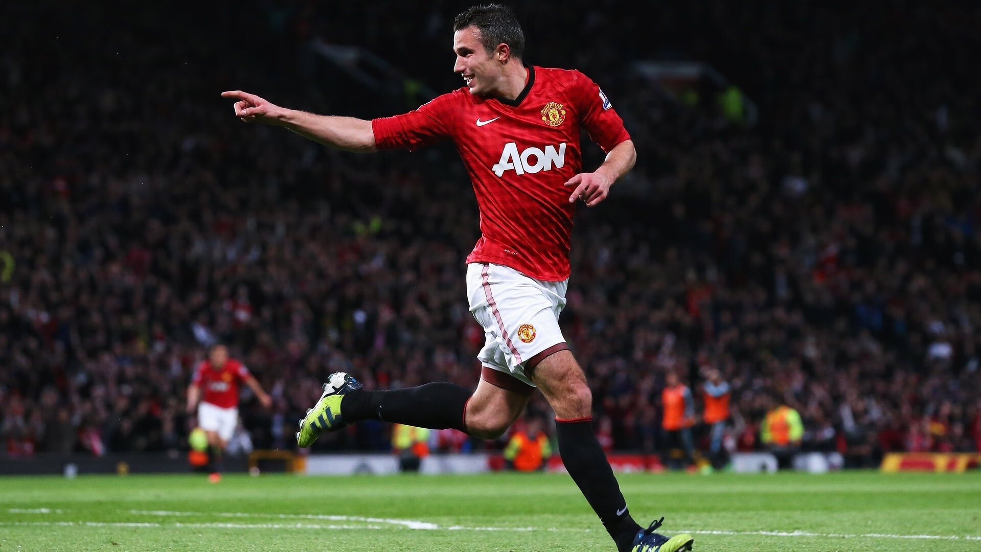 坎特，当罗马军团遭遇桑巴风暴，他用沉默的钢铁重铸中场王权